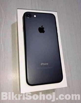 iPhone 7 32 gb full box